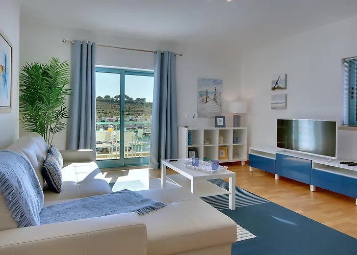 Marina Bay Apartment