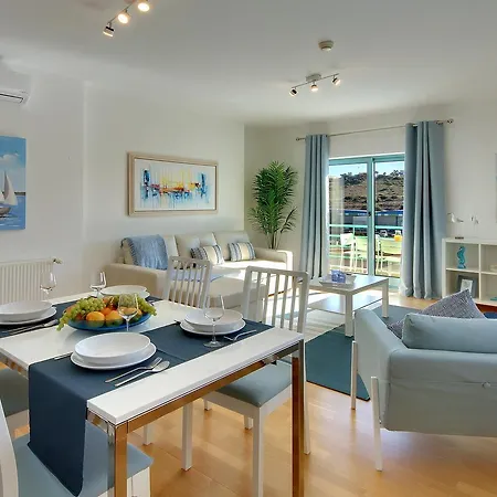 Marina Bay * Albufeira